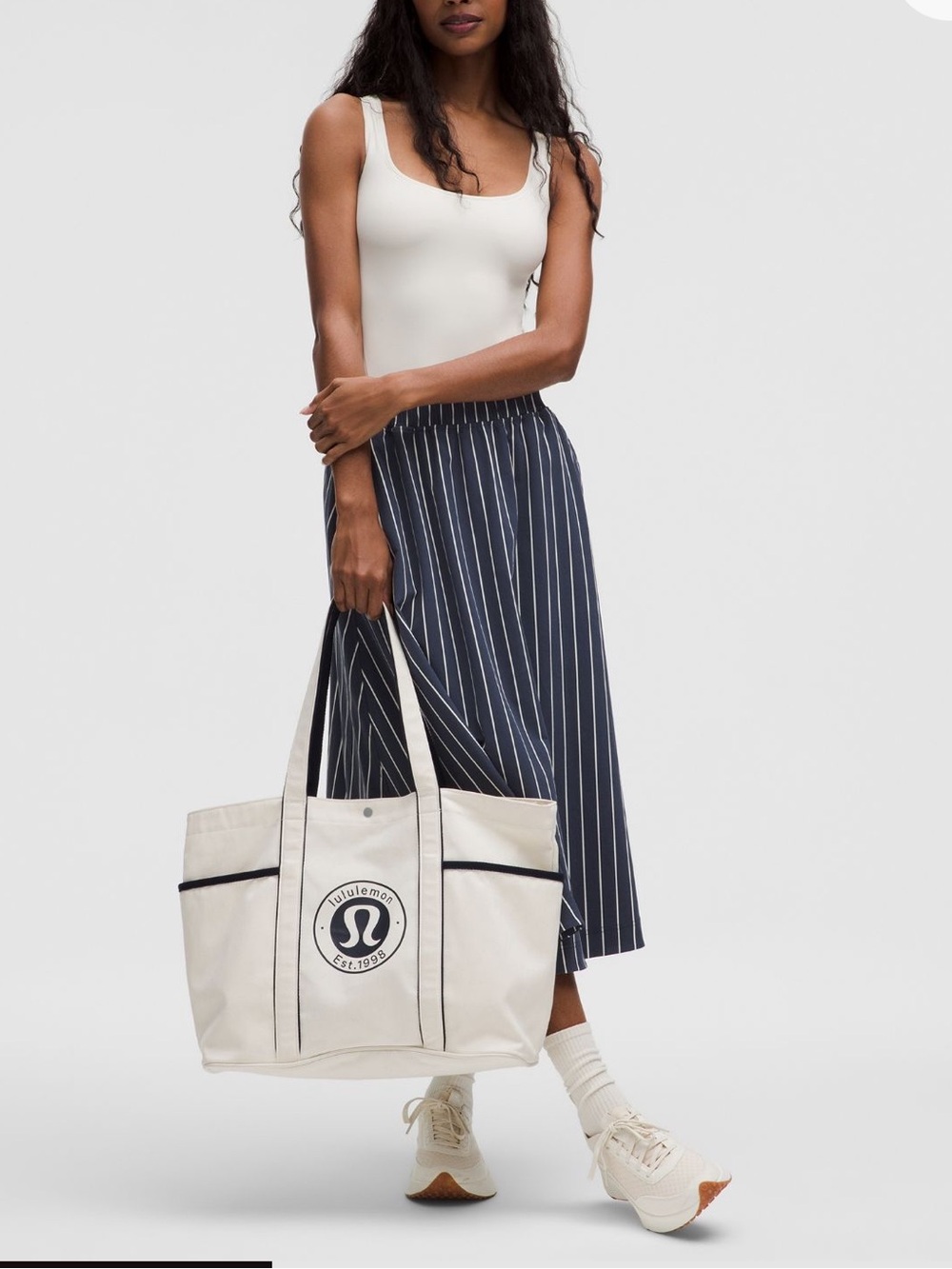 lululemon athletica Navy and White Pinstripe Midi Skirt - Picture 5 of 5